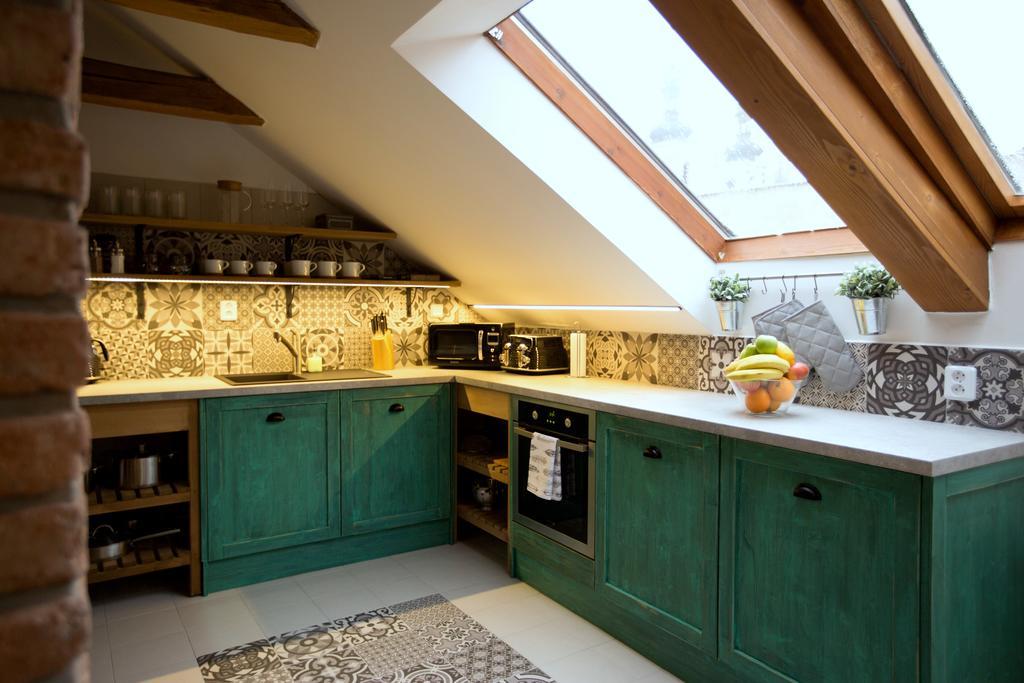 Bohemian Chic 2 Bedroom 2 Bathroom Loft With Hanging Chair ปราก ภายนอก รูปภาพ